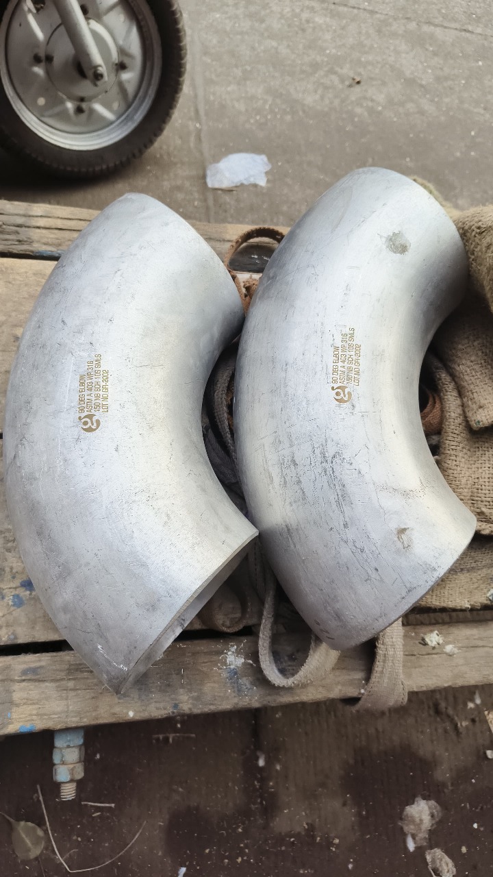 blind flanges